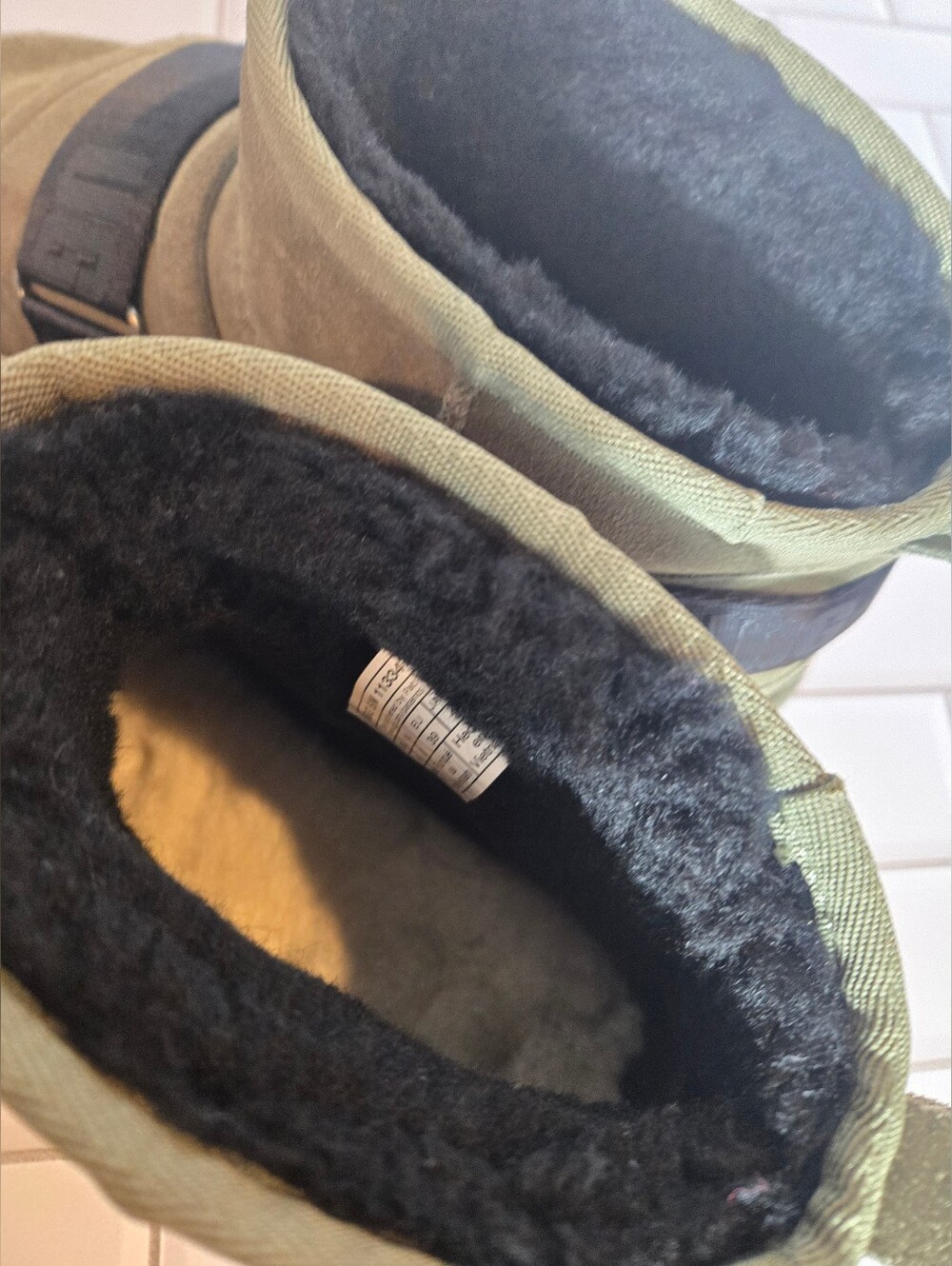 UGG BURNT OLIVE CLASSIC ULTRA MINI HYBRID SUEDE/ WOOL BOOTS, US 8/ EUR 39 - Picture 8 of 11